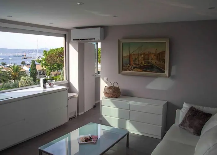 Serenite Marines ‣incredible Sea View Apartmán